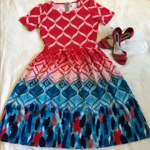 Lularoe Amelia Size Large -Red Blue